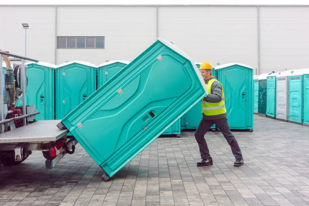 Best Standard Portable Toilet Rental  in Moss Point, MS